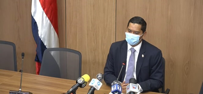 Chinchilla da espaldarazo a Benavides, Viales presenta cuatro renuncias