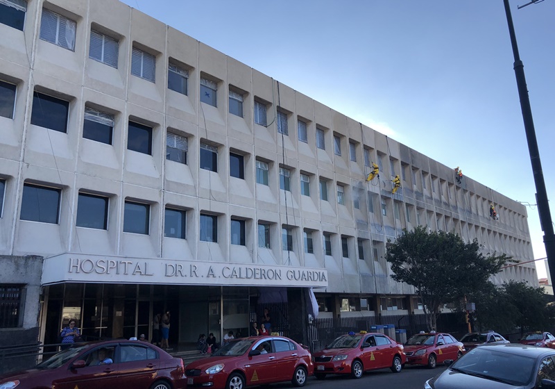 Imagen principal del artículo: CCSS suspende residencias médicas por 8 semanas tras aumentos de casos COVID-19