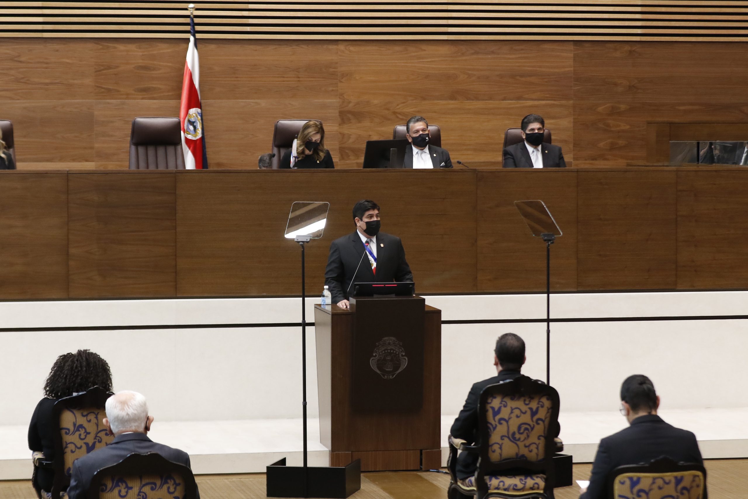 Imagen principal del artículo: Alvarado afirma que vacunación de mayores de 58 años terminará antes de que culmine junio