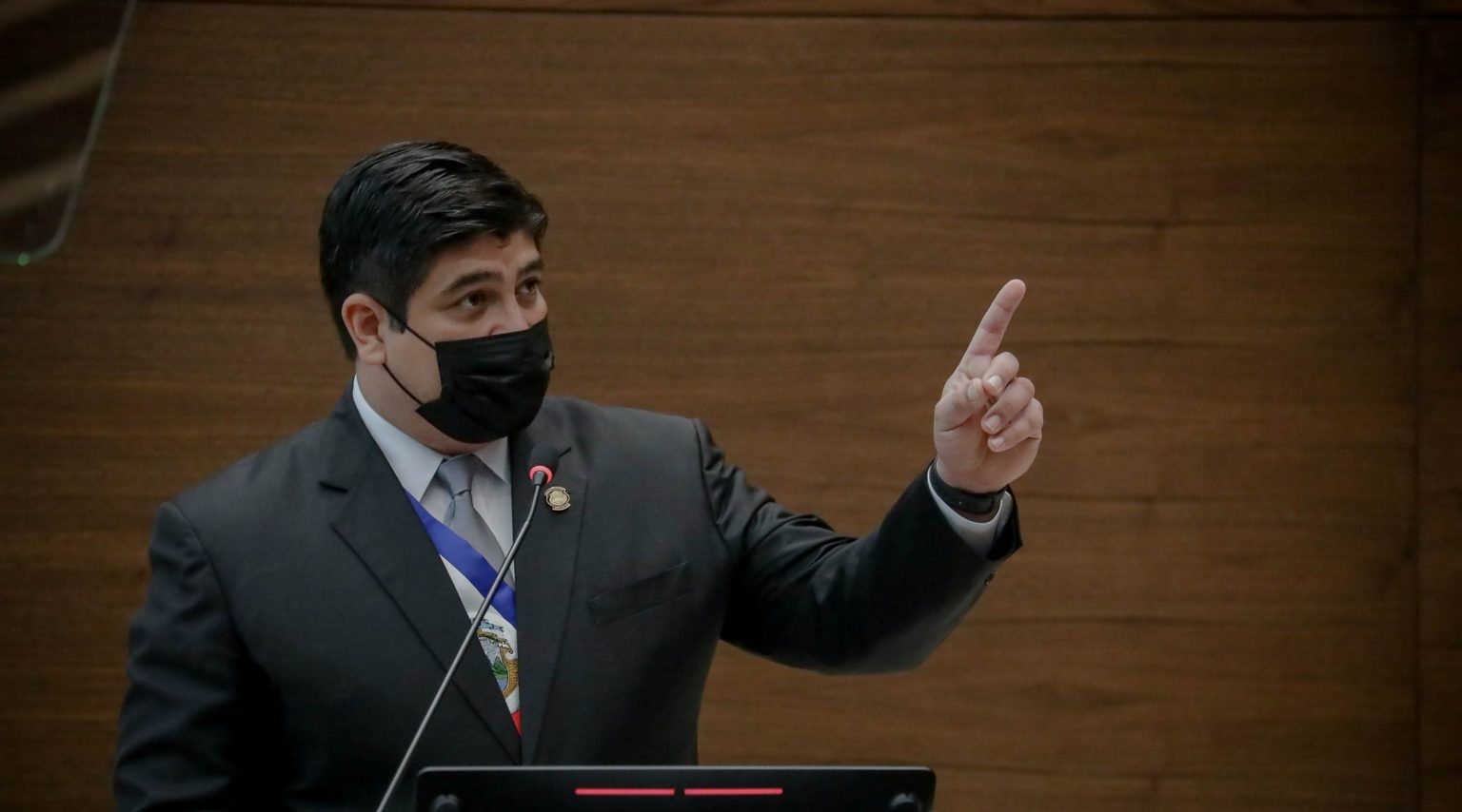 Imagen principal del artículo: De discursos previsibles y una masiva alerta naranja