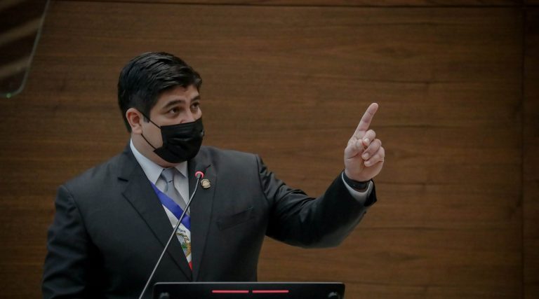 De discursos previsibles y una masiva alerta naranja