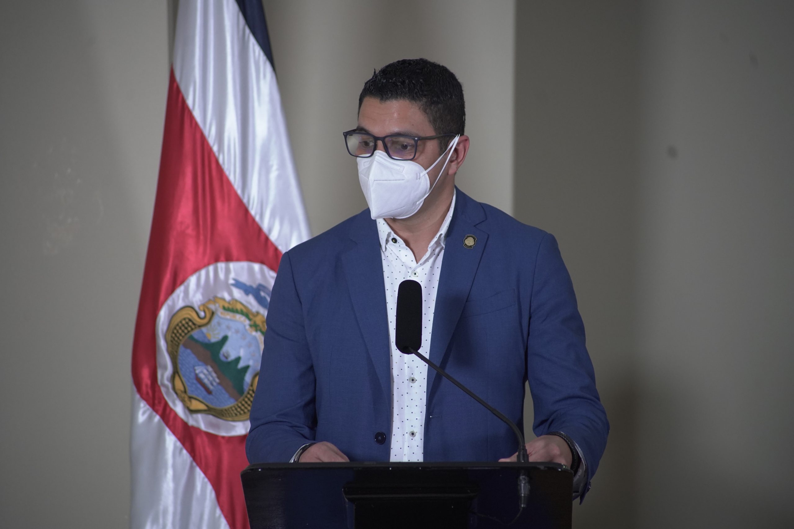 Imagen principal del artículo: Vacunación contra COVID-19 en grupo 5 empezaría a finales de julio