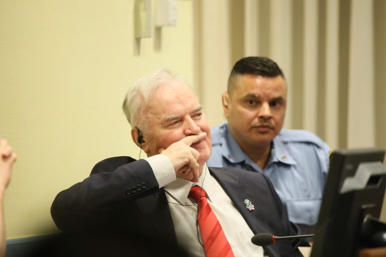 Tribunal internacional ratifica condena contra el genocida Ratko Mladic