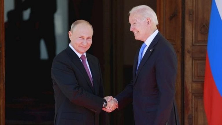 Putin anuncia el regreso de los embajadores a Moscú y Washington tras la reunión con Biden