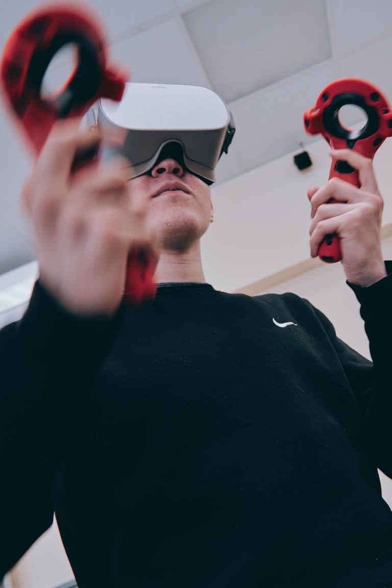 El punto en donde la inteligencia artificial y el uso de herramientas tecnológicas impactan de forma positiva la toma de decisiones empresariales