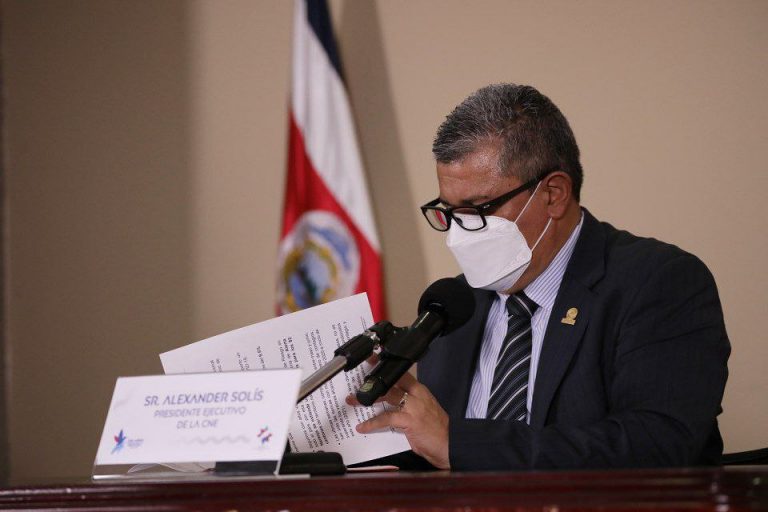 CNE mantiene todos los cantones en alerta naranja por COVID-19