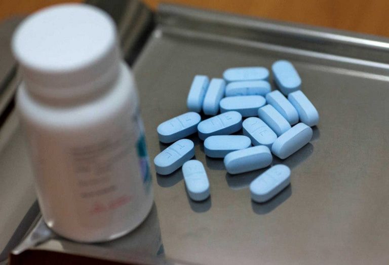 Tratamiento que reduce riesgo de transmisión de VIH ya se encuentra disponible para compra en el país