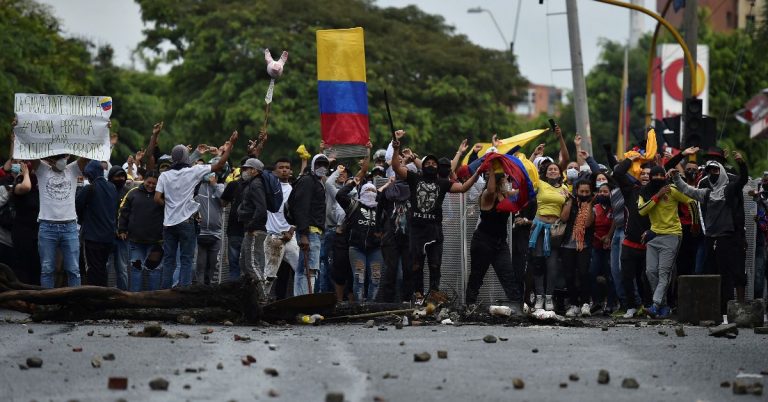Gobierno de Colombia anuncia una inminente Ley Antivandalismo en medio de las protestas sociales
