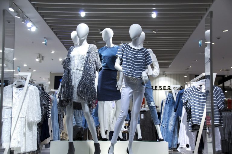 El costo de estar a la moda
