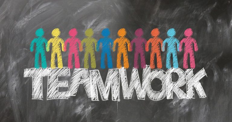 This is how teamwork help the development of a positive response when receiving feedback rather than individualism?