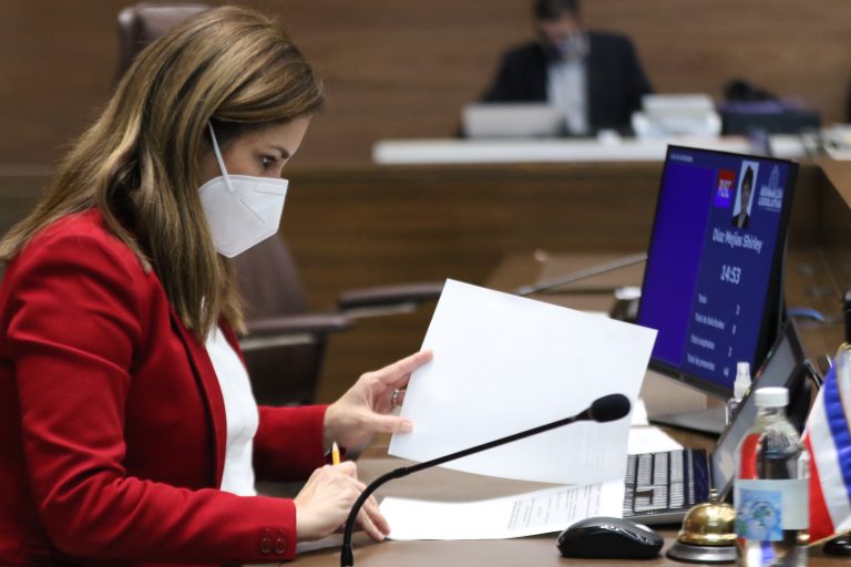 Tras 11 años de espera, diputados emiten reglamento para sancionarse por hostigamiento sexual en el Congreso