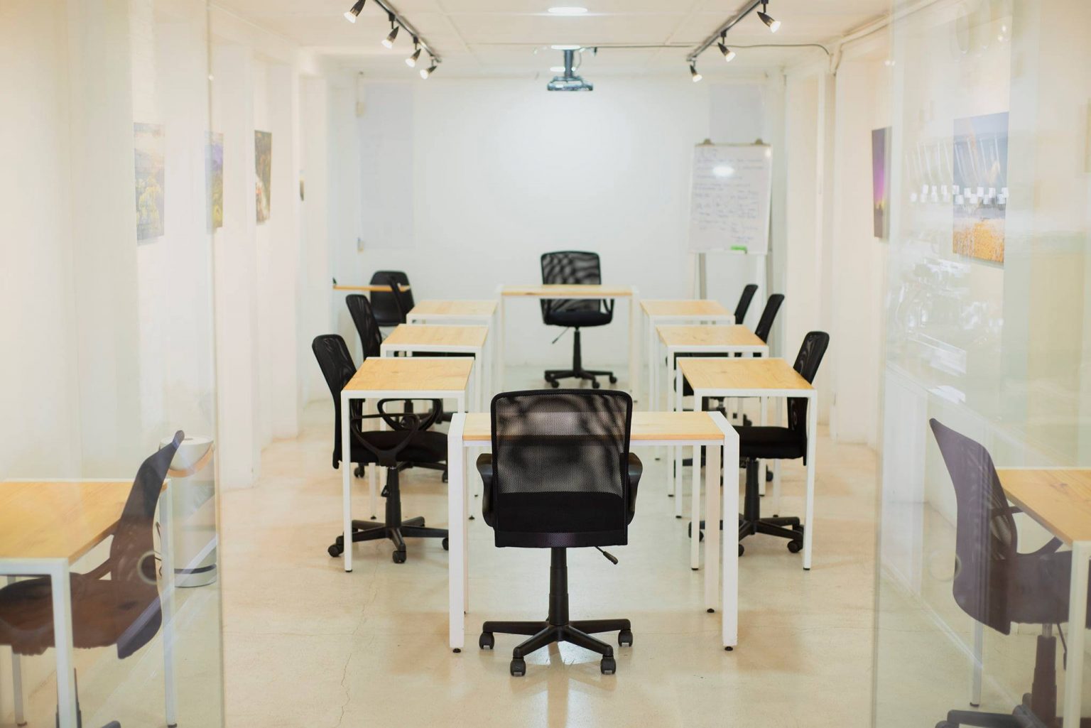 Imagen principal del artículo: Gracias.colab presenta nuevo modelo de coworking para PyMES