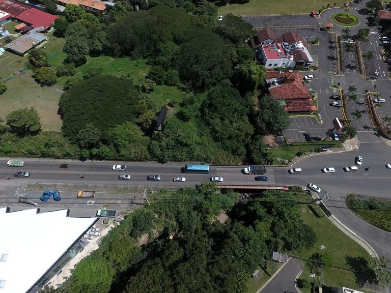 UNOPS notifica cancelación de contrato de Radial Lindora a H. Solís