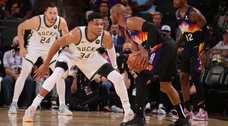 Pese a la presencia de Giannis, los Phoenix Suns golpearon primero en las finales de la NBA