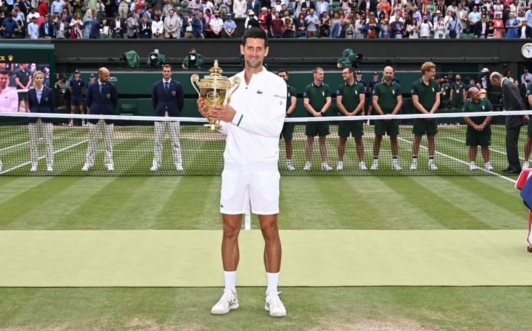 Novak Djokovic alcanzó los 20 "Grand Slam" de Roger Federer y Rafael Nadal