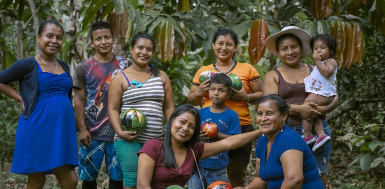 Mujeres indígenas Cabécar ganan premio por iniciativa de soberanía alimentaria durante la pandemia