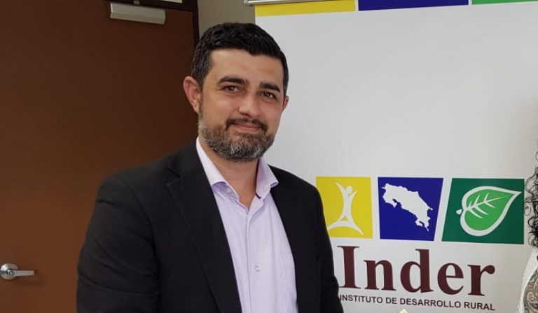 Renuncia presidente ejecutivo del Inder
