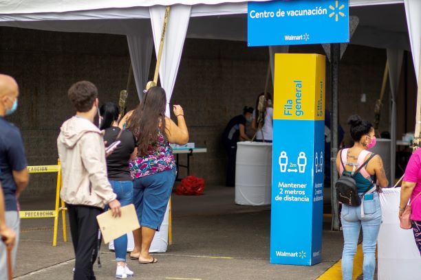 Walmart de Tibás y Guadalupe tendrán jornadas de vacunación para grupo 5 la próxima semana