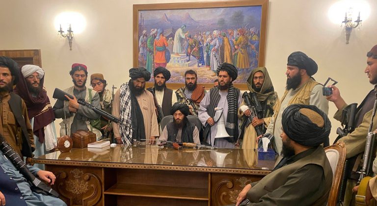 La guerra en Afganistán: 20 años de mentiras