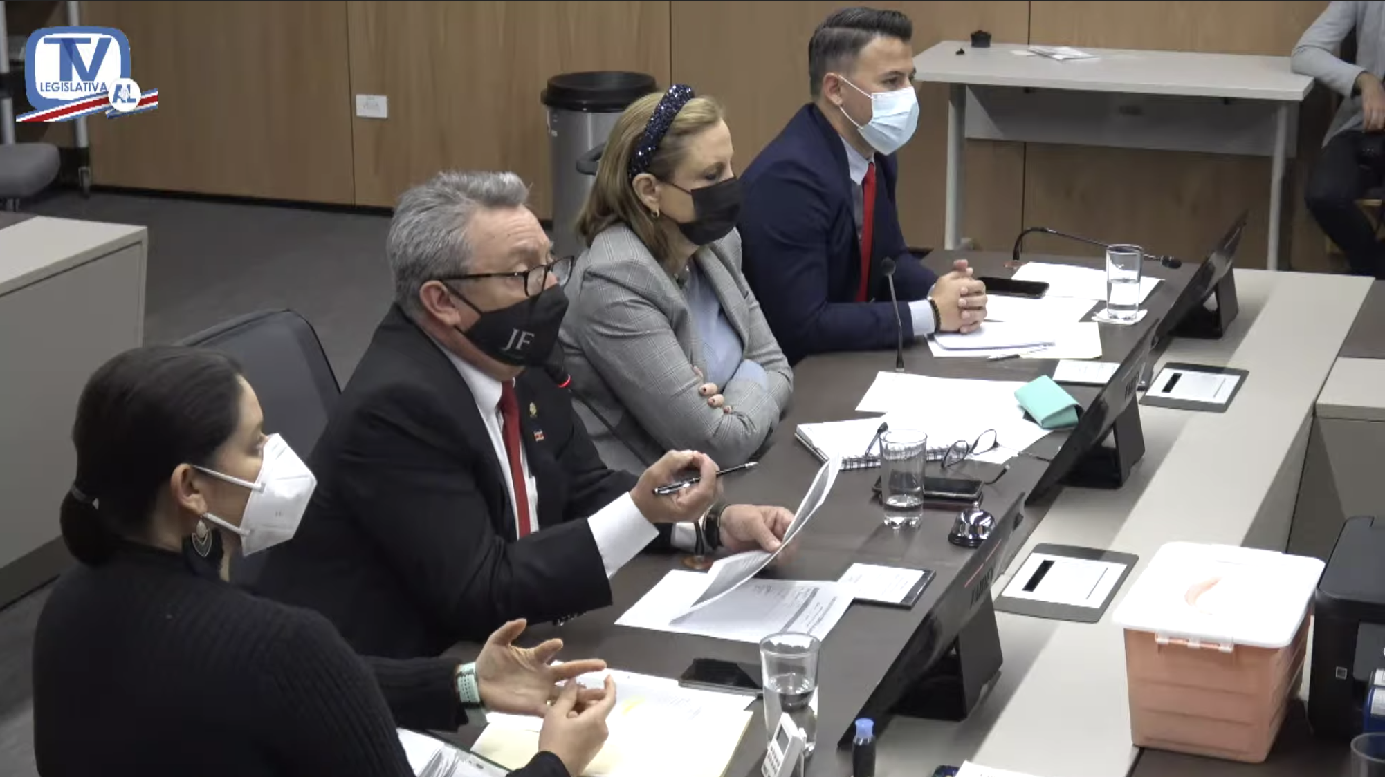 Imagen principal del artículo: Diputado pide replantear labor de comisión narco "porque no estamos haciendo absolutamente nada"