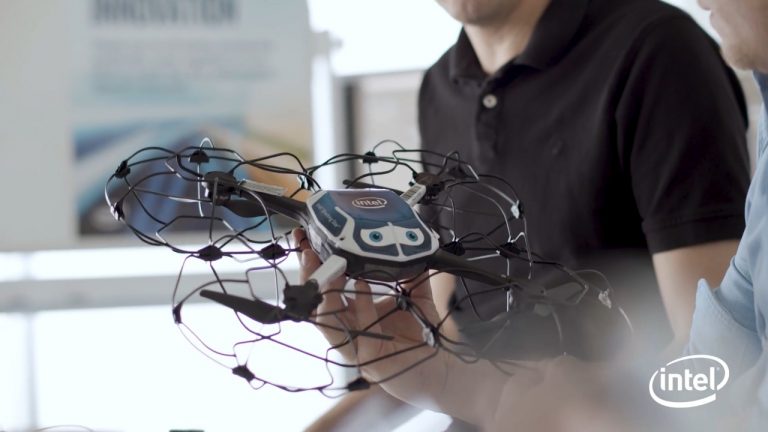 Intel se une a la celebración del Bicentenario con show de drones