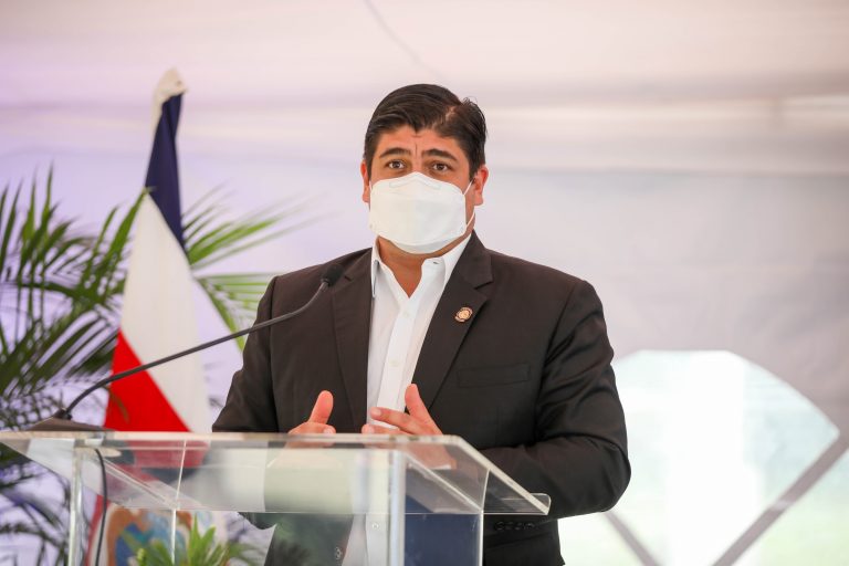 Carlos Alvarado veta el decreto legislativo de rebaja del marchamo 2022