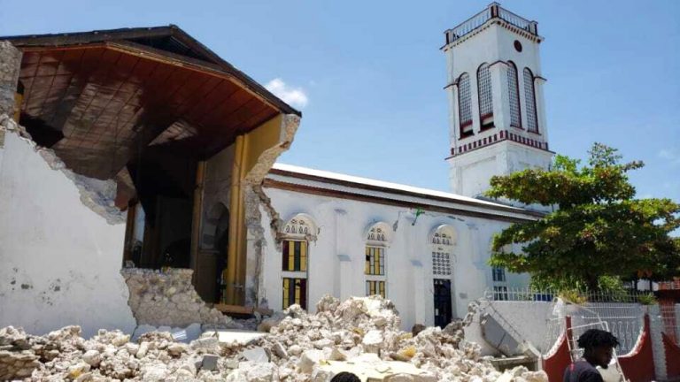 La comunidad internacional ofrece ayuda a Haití, mientras la cifra de muertos asciende a 29