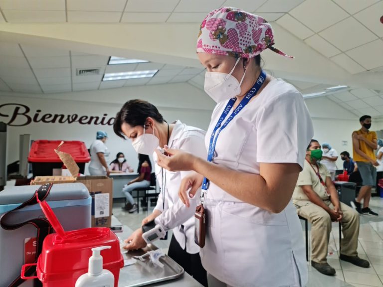 España dona más de un millón de vacunas contra la COVID-19 a Costa Rica