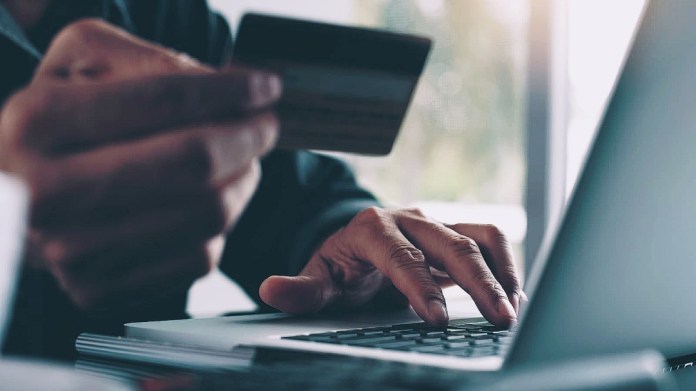 Víctimas de estafas denuncian a bancos por "evadir su responsabilidad y revictimizarnos"