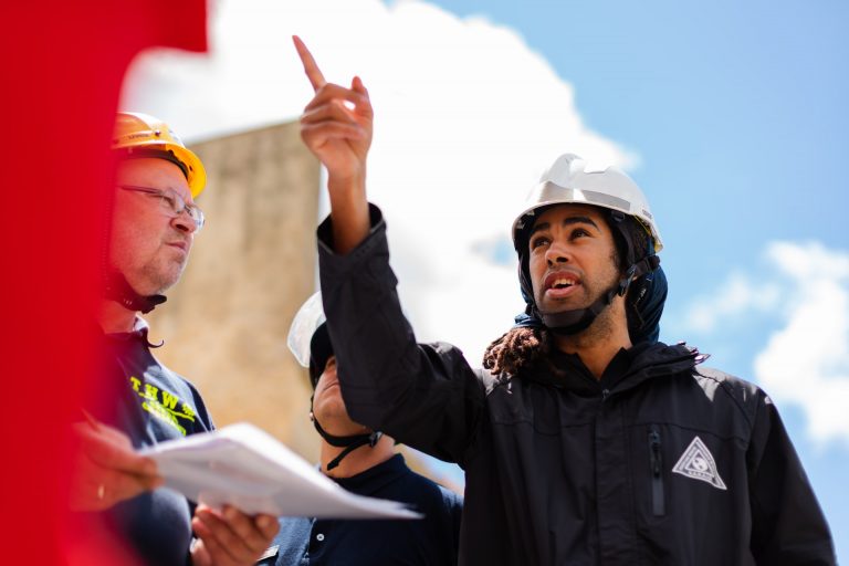 Habilidades indispensables de la formación profesional del ingeniero industrial para adaptarse a los cambios del mercado laboral y a la nueva realidad