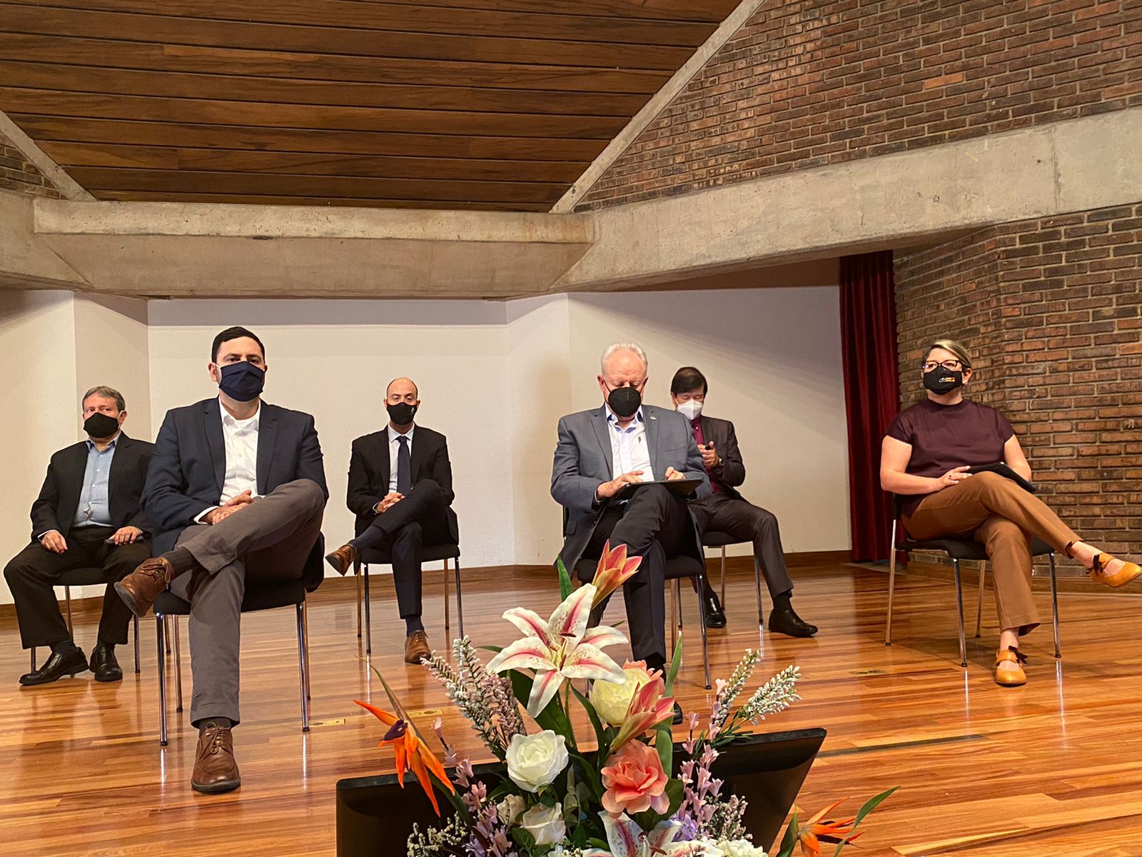 Imagen principal del artículo: Cámaras empresariales reclaman que atrasos en infrastructura del AyA deja sin agua al GAM