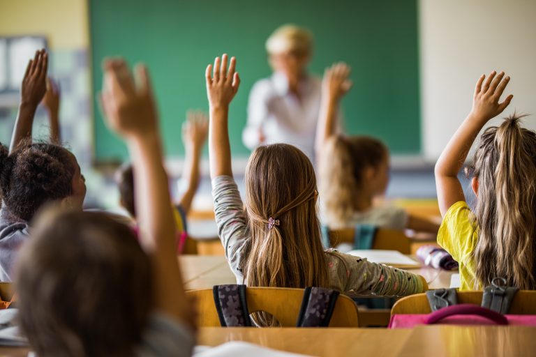 La responsabilidad del Consejo Superior de Educación con el uso de tecnologías digitales en la educación
