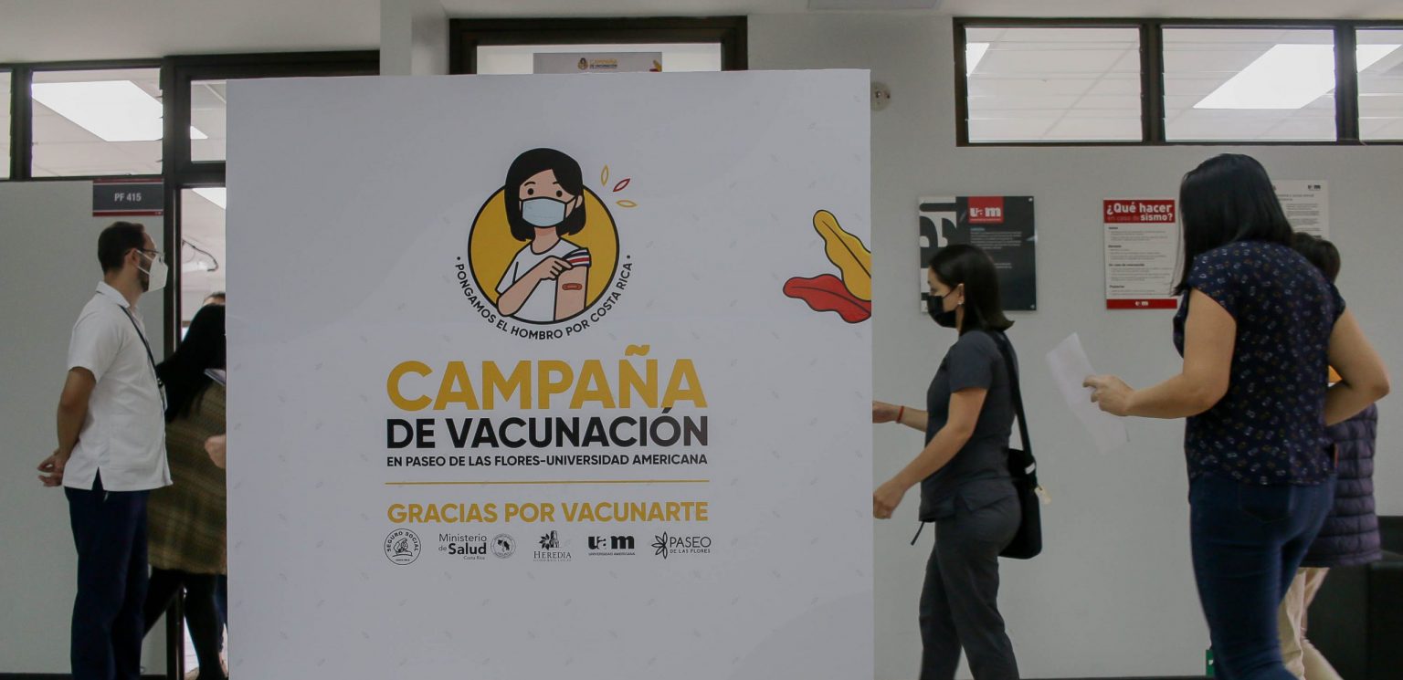 Imagen principal del artículo: Vacunatón se quedó a medias, tren recibe otro golpe, León se pone la 10