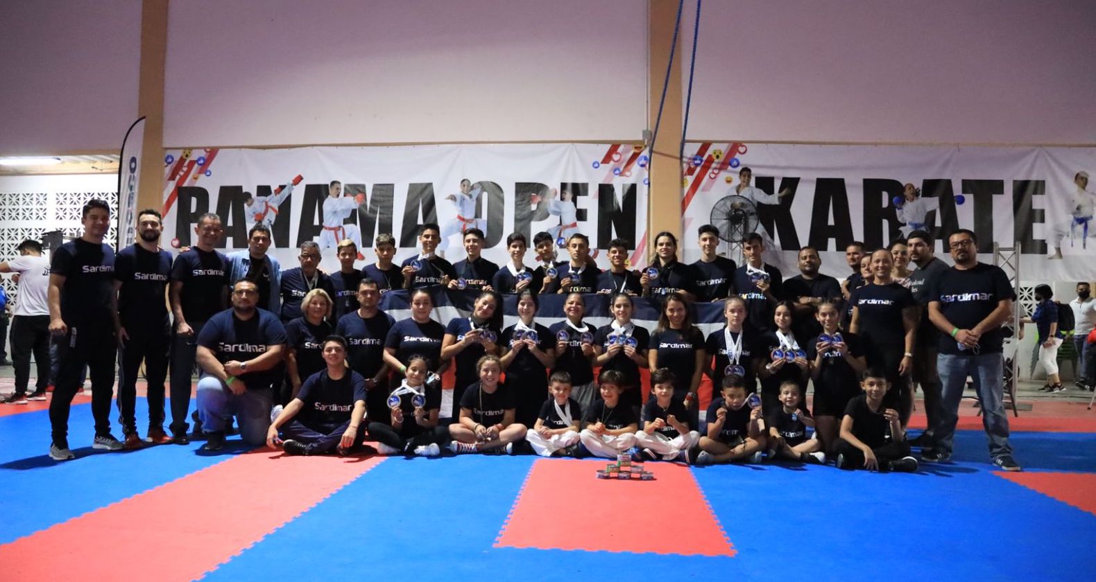 Imagen principal del artículo: Academia costarricense gana 35 medallas en el Panamá Open de Karate