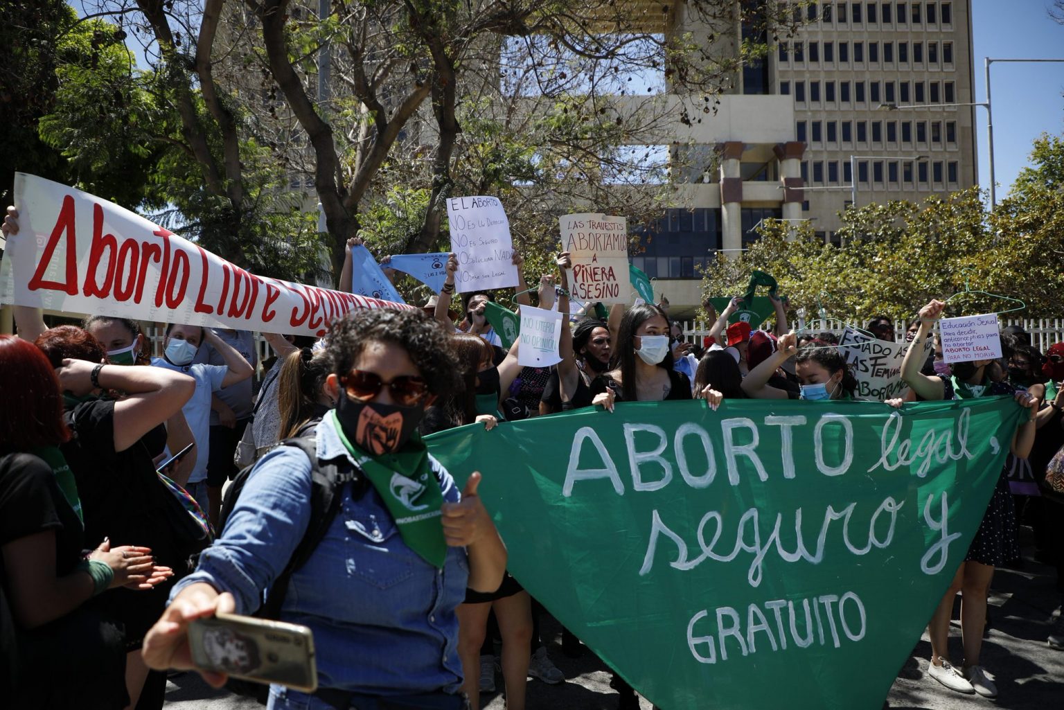 Imagen principal del artículo: Cámara de Diputados de Chile aprueba la descriminalización del aborto libre hasta las 14 semanas de gestación