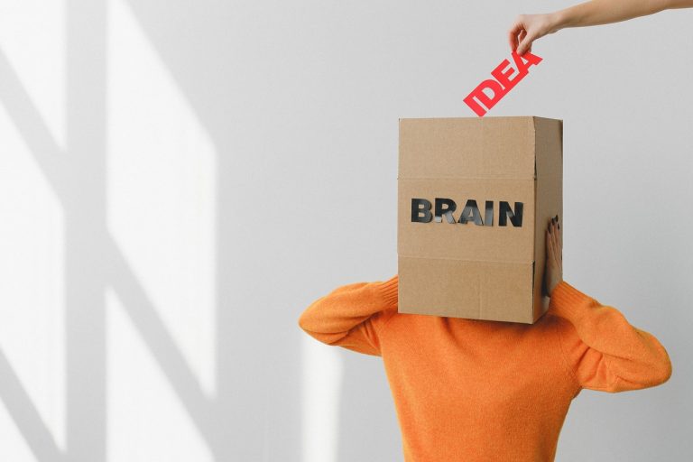La inteligencia emocional y la adaptabilidad como aliadas en situaciones de adversidad