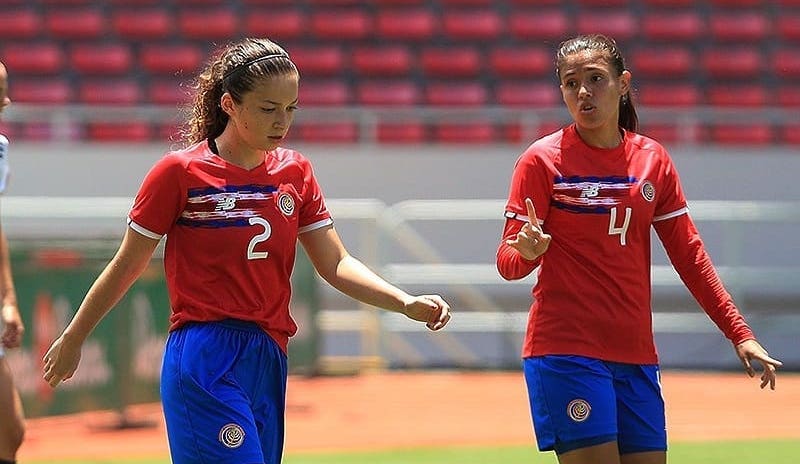 Imagen principal del artículo: Aprueban en primer debate iniciativa que pretende exonerar de impuestos la organización del Mundial Sub-20 Femenino