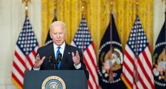 Biden anuncia la muerte del líder de Estado Islámico en una operación en el noroeste de Siria