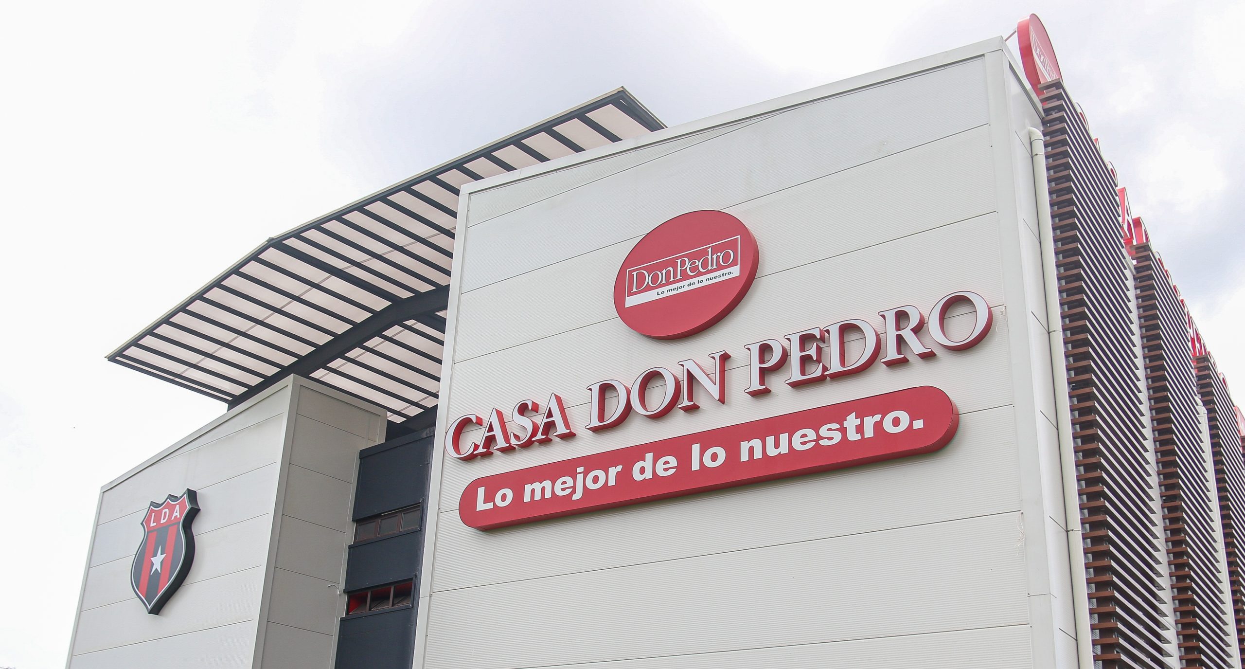 Imagen principal del artículo: LDA inauguró su propia residencia para apoyar de manera integral a 70 jóvenes de ligas menores