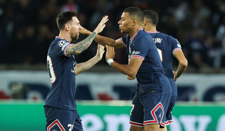 Con Keylor Navas de titular y doblete de Messi, el PSG remontó un partido vital ante el Leipzig de Alemania
