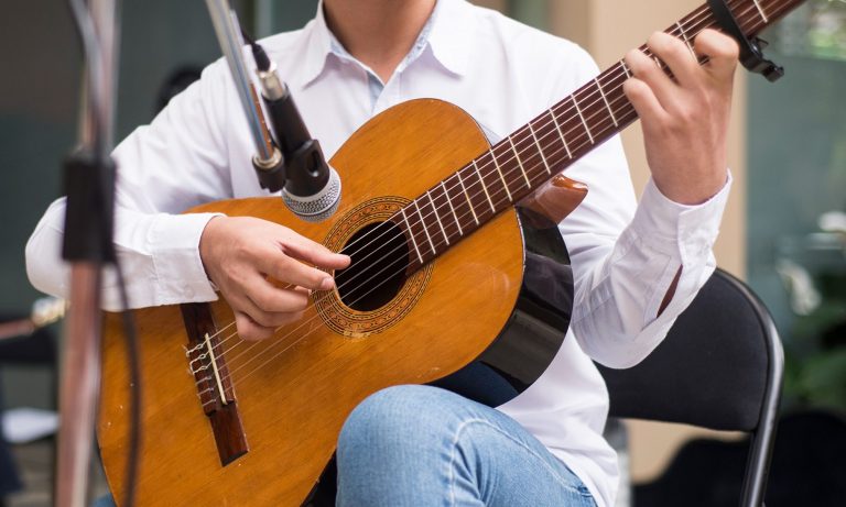 31 centros educativos del país reciben instrumentos musicales para estimular permanencia y éxito escolar