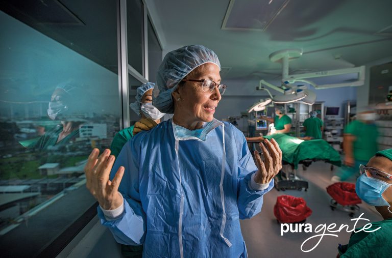 Pura Gente: Pucci presenta libro con los rostros del Bicentenario