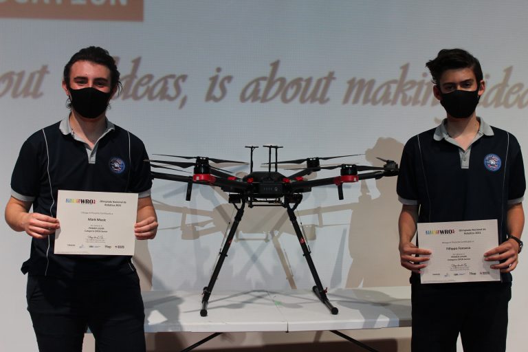 Estudiantes costarricenses logran segundo lugar en Olimpiada Mundial de Robótica