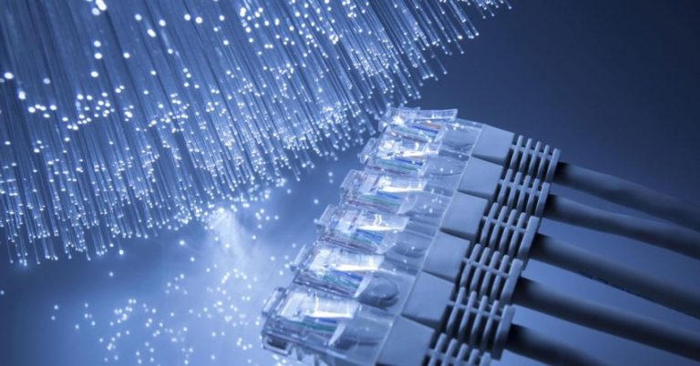 Alianza Movistar-Caletica acelera servicio de fibra óptica en diferentes zonas del país