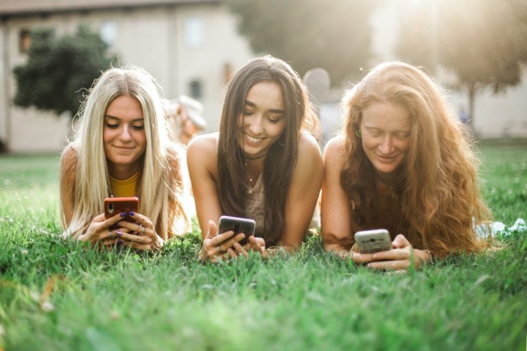 Redes sociales: estrategia para atraer una activa comunidad estudiantil en ULACIT