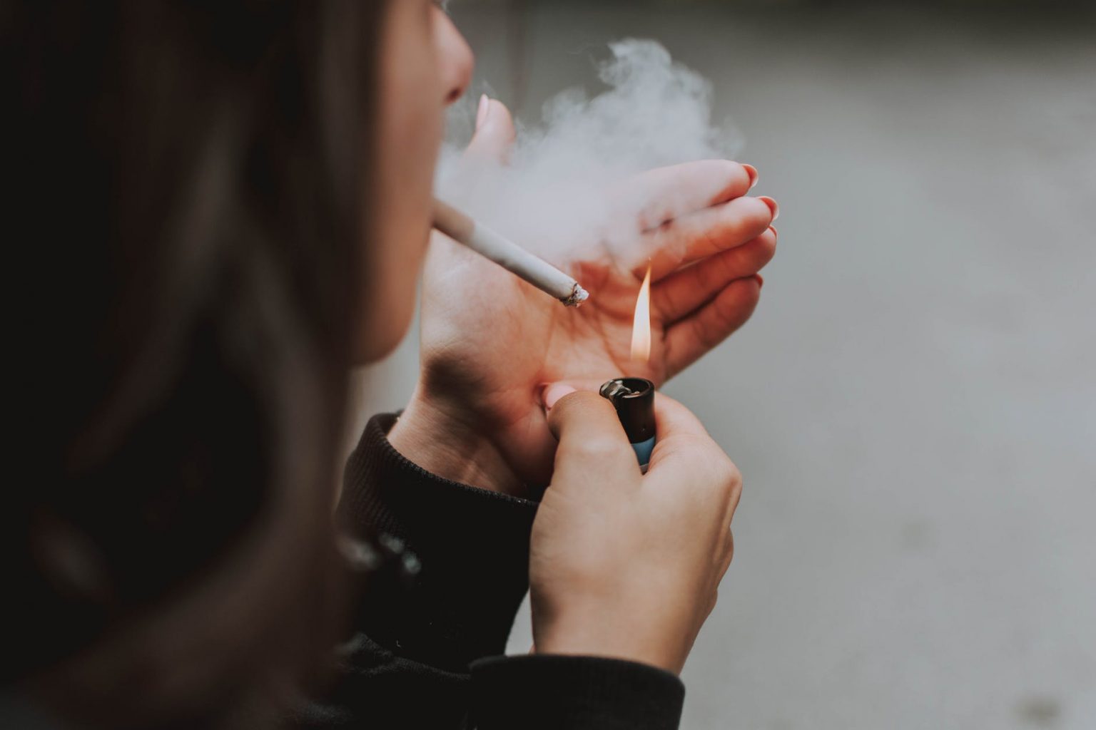 Imagen principal del artículo: Informe señala que 4 de cada 10 cigarrillos que se comercializan en Costa Rica son ilegales