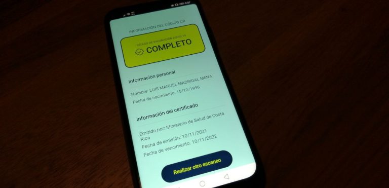 Sala IV: Solicitud del QR de vacunación en establecimientos privados no es inconstitucional ni discriminatorio