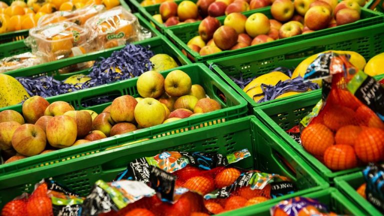 Precios mundiales de alimentos se disparan a niveles inéditos en más de una década