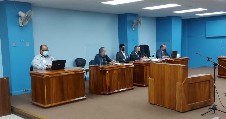 El juicio de derecho acabó con el pretendido juicio político