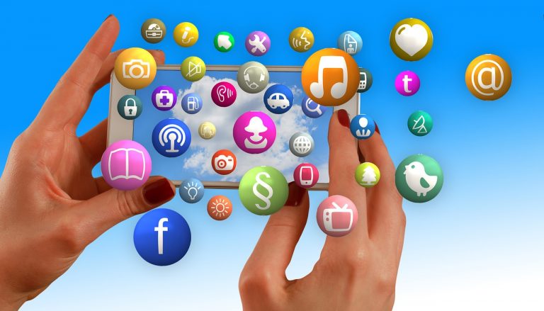 La sinceridad como un elemento ausente en los adolescentes al usar las redes sociales